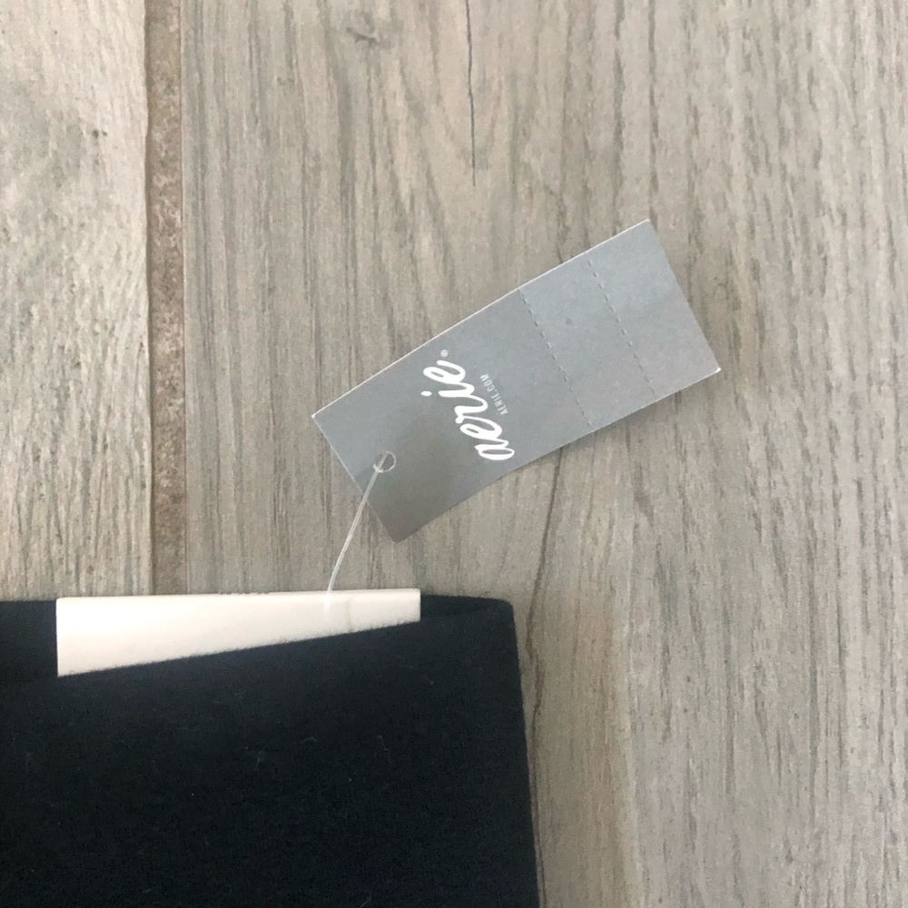 NWT Aerie Chill Play Move Basic Black Leggings - Picture 2 of 4